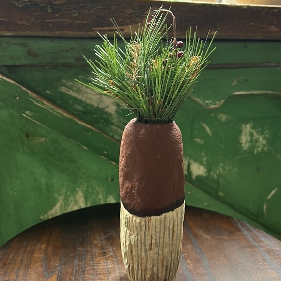 Vintage Santa woodland themed with greenery and bell. Ceramic approximately 10” - Picture 3 of 4